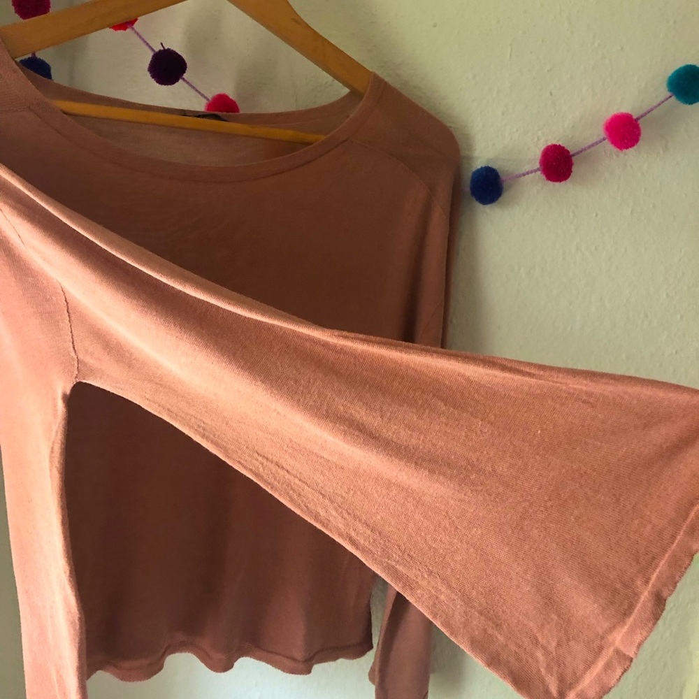 Eileen Fisher Top with lovely billow sleeves